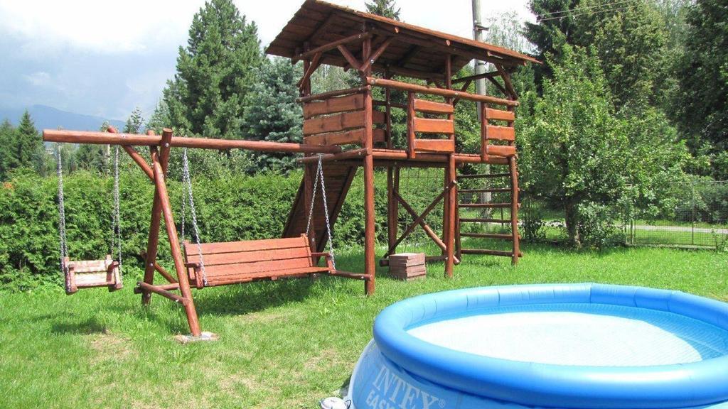 Penzion U Holosov Szmrecsán Kültér fotó